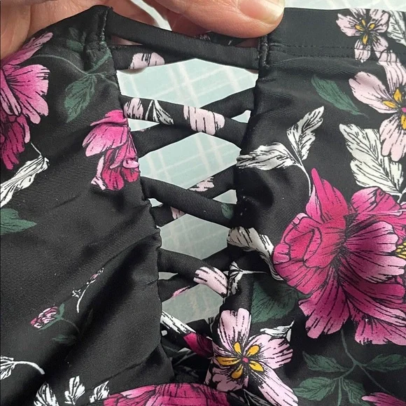 Floral Black and Pink swimsuit - Picture 2 of 5